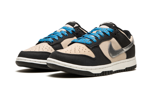 DUNK LO MNS WMNS "Starry Laces" DZ4712 001