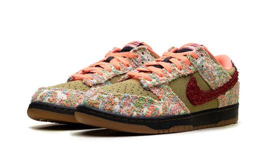 Dunk Low "Green Curry" IB2263 300