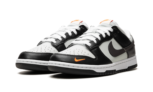 Dunk Low "Black/Total Orange" FN7808 001