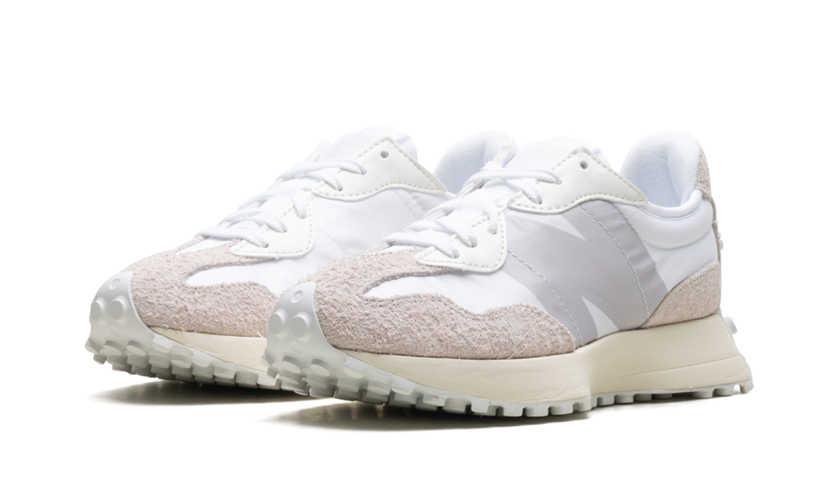 327 WMNS "White Moonbeam" WS327SFD
