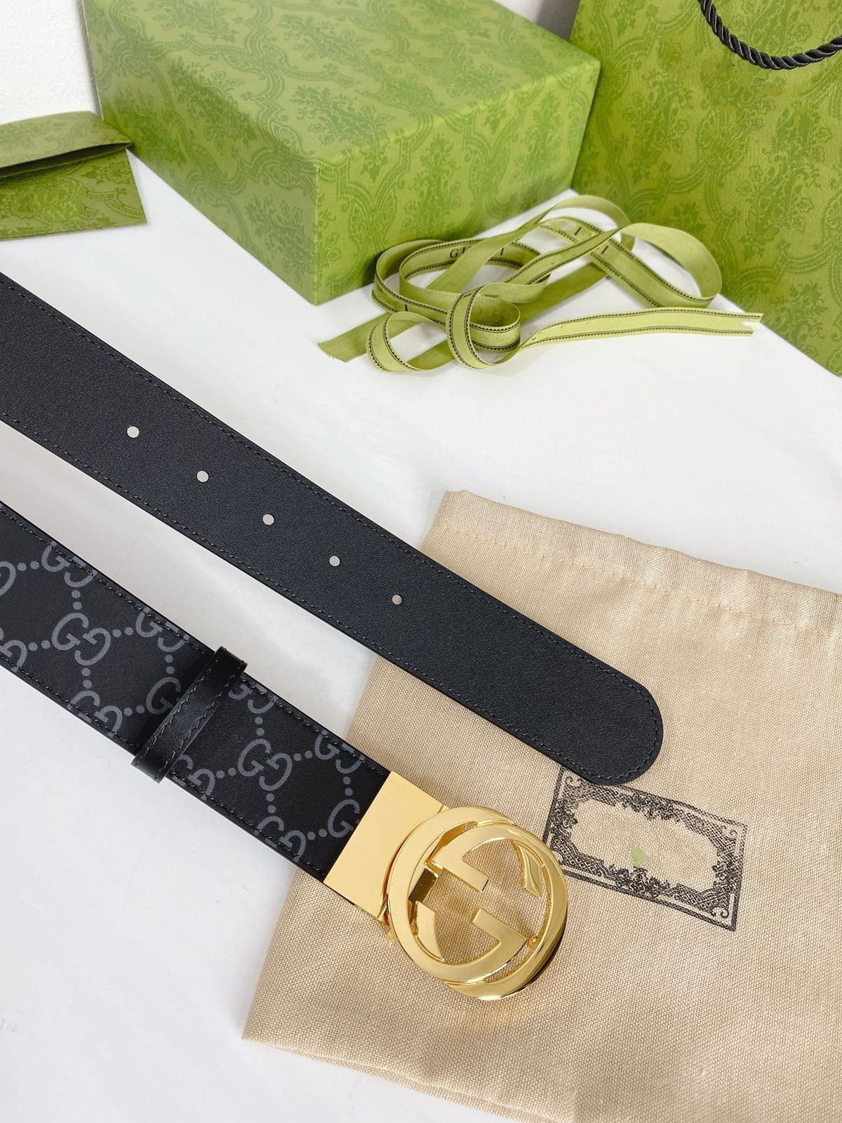 INTERLOCKING G GOLD BUCKLE 38MM BLACK LEAHTER MONOGRAM