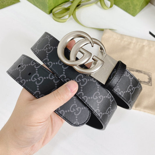 DOUBLE G SILVER BUCKLE 38MM BLACK LEATHER GREY MONOGRAM