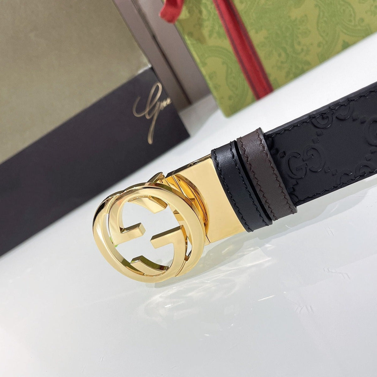 INTERLOCKING G GOLD BUCKLE 37MM BLACK BROWN LEATHER
