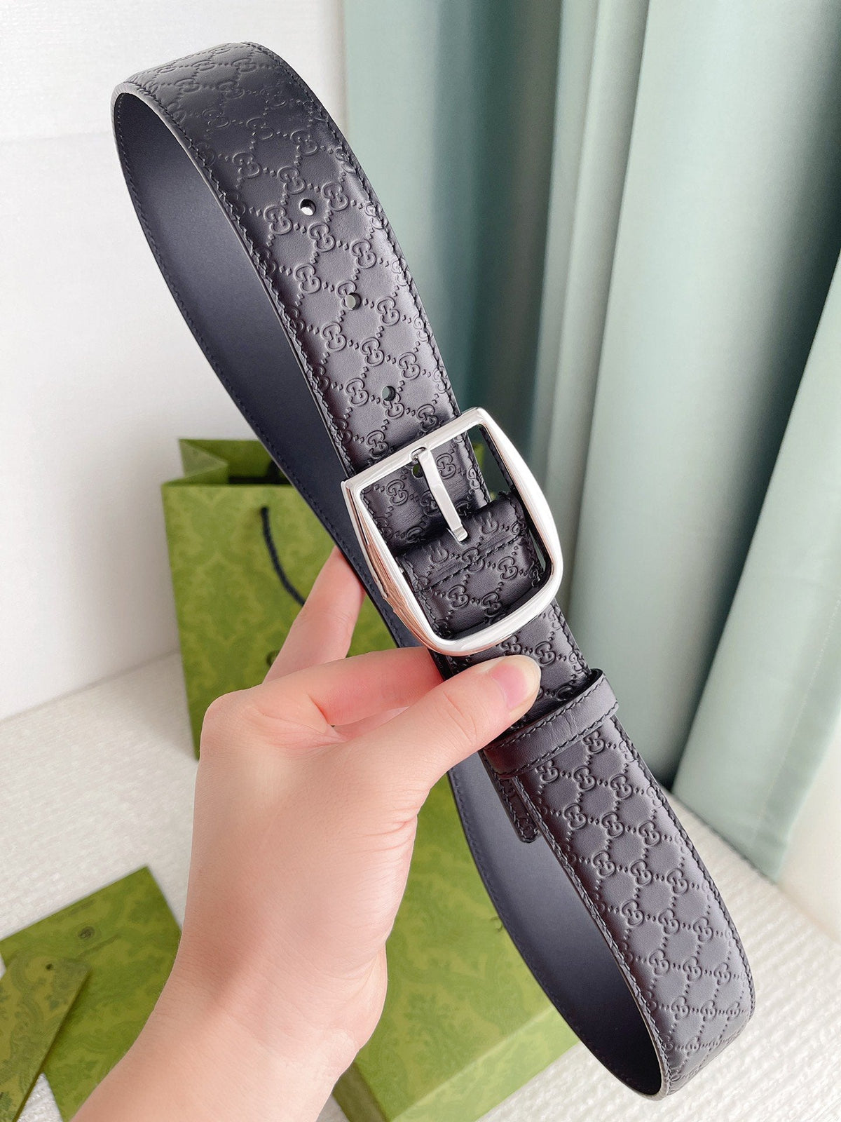 GC BELT SILVER BUCKLE IN GG SINK LEATHER 4.0CM