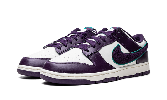 Dunk Low "Chenille Swoosh - Grand Purple" DQ7683 100