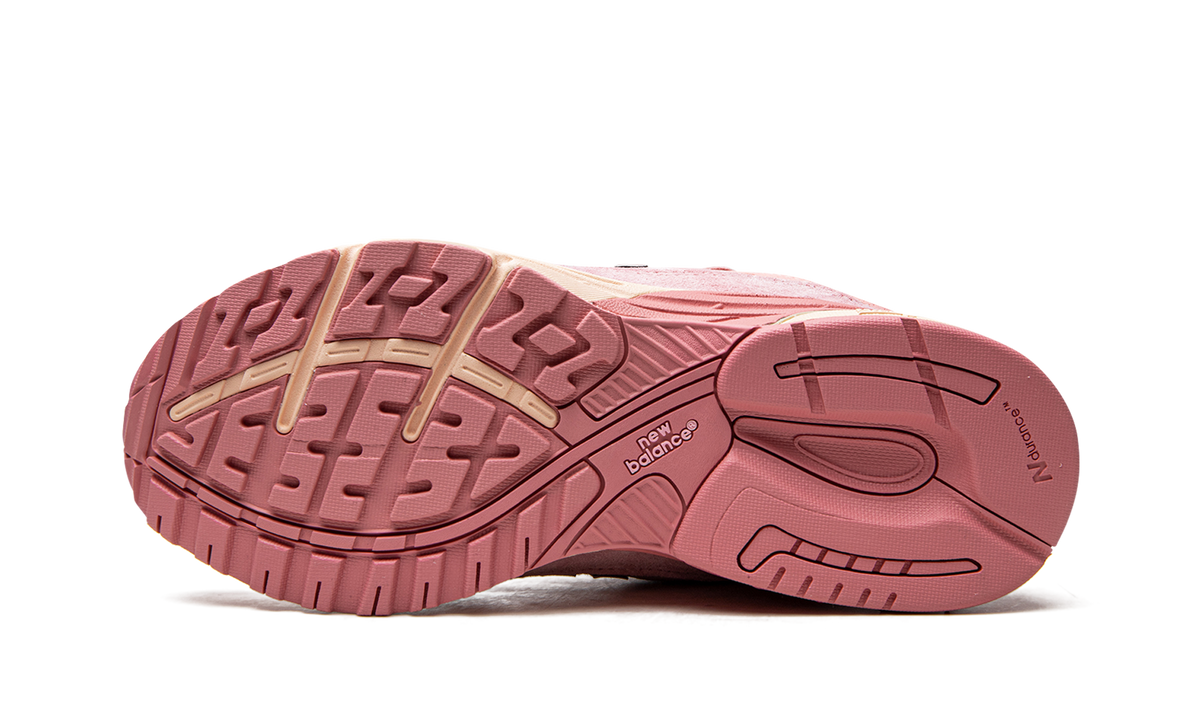 993 WMNS "Joe Freshgoods - Performance Art - Pink" WR993JH1
