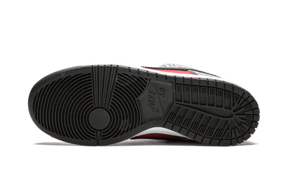 SB Dunk Low Premium "Supreme - Red Cement" 313170 600