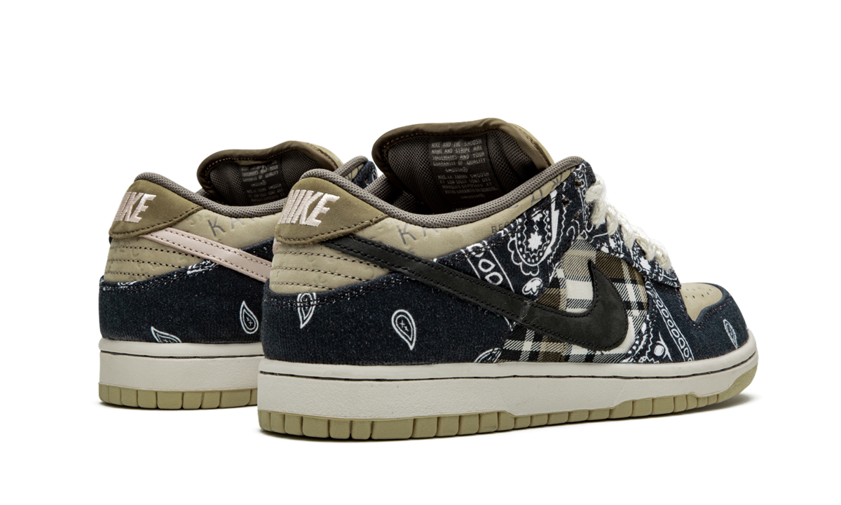 SB Dunk Low QS Special Box "Travis Scott" CT5053 001A