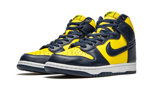 Dunk High SP "Michigan" CZ8149 700