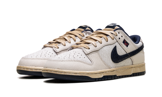 Dunk Low "Stranger Things Phantom" IH6766 001