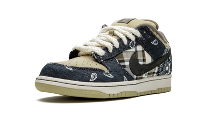 SB Dunk Low QS Special Box "Travis Scott" CT5053 001A