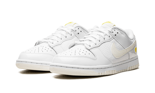 DUNK LO MNS WMNS "Yellow Heart" FD0803 100