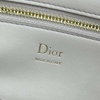 Dior 2026 Médaillon Flap Bag Rock Grey Grained Calfskin