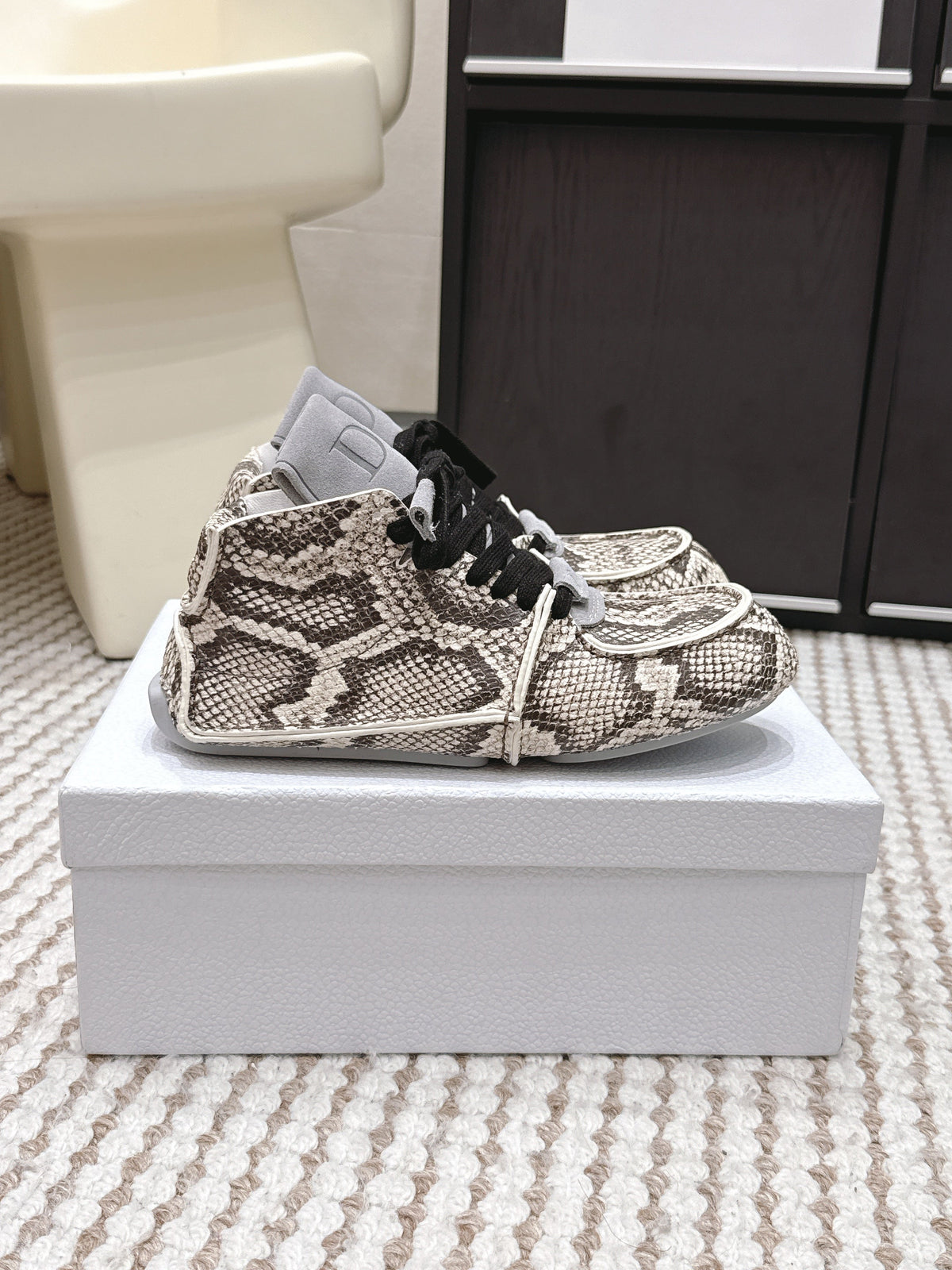 Dior Roadie Sneaker Black Light Grey Python Leather 661982
