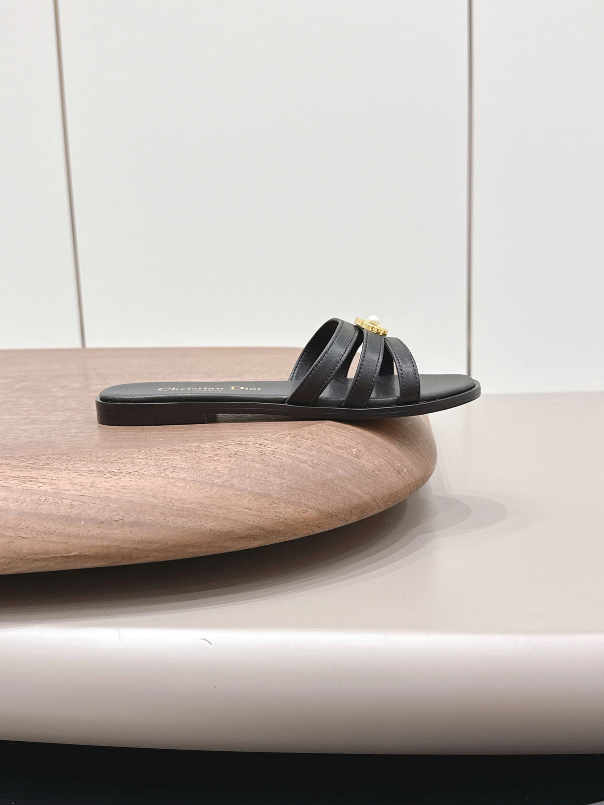 CD 26s 30M Slide Black Calfskin 738222