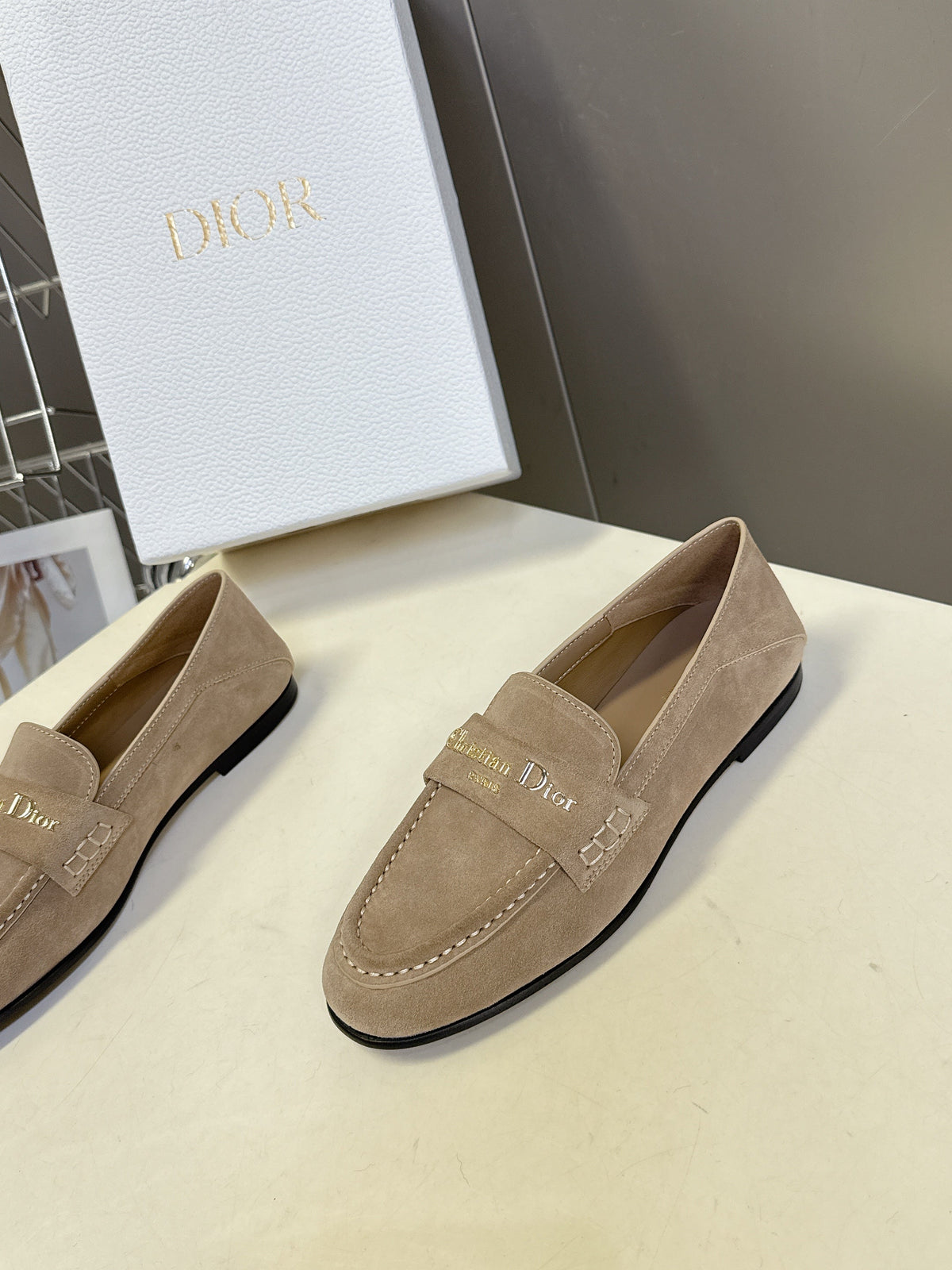 CD  Boy Loafer Rope 5mm  Beige Suede Calfskin  492542