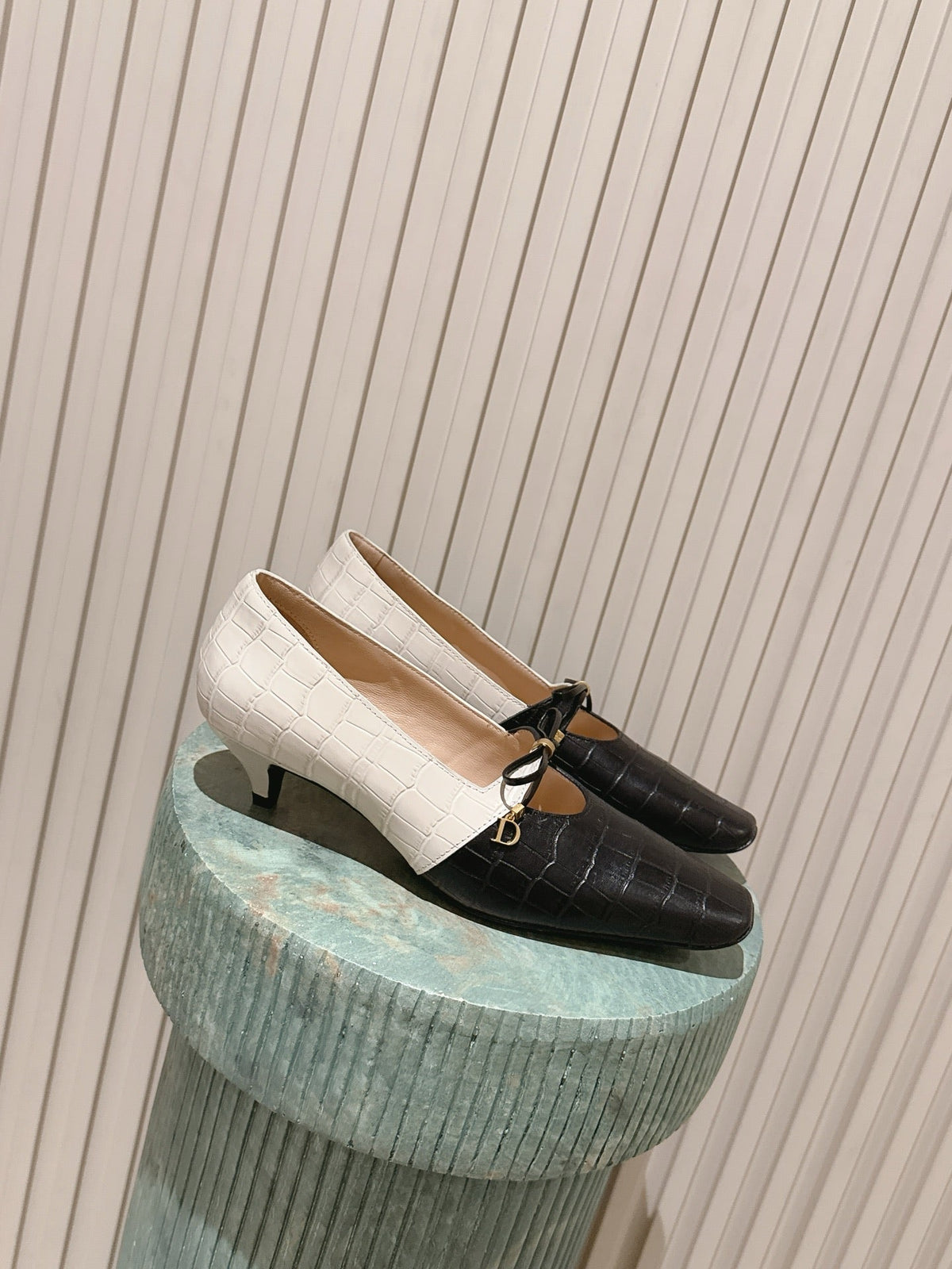 CD Muse Pump 4cm Black White Crocodile-Printed Calfskin 694202