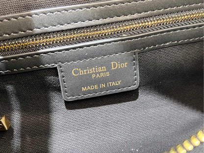 CD Wandering Bag 23 With Black Calfskin