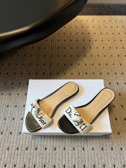 CD 26s J'Adior Slide White Black Embroidered Cotton 820047