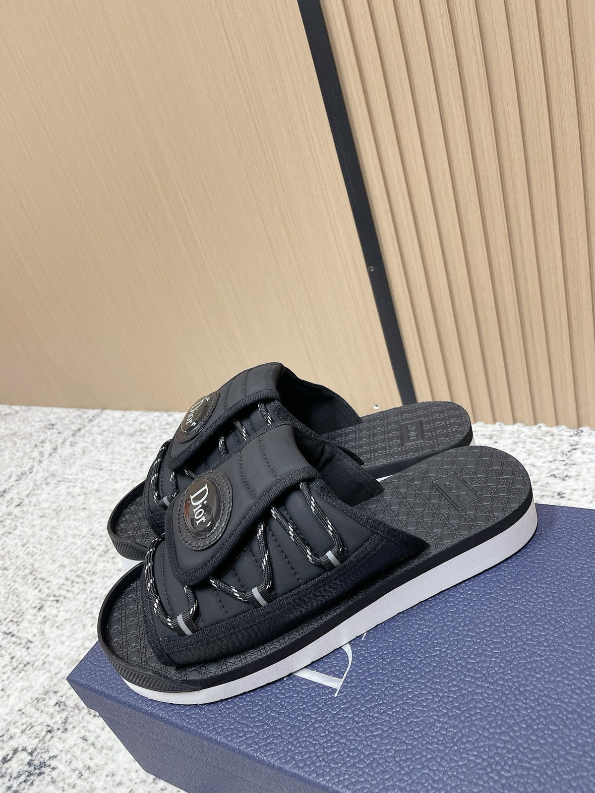 CD Men's Alpha Sandals Black Rubber Fabric 752391