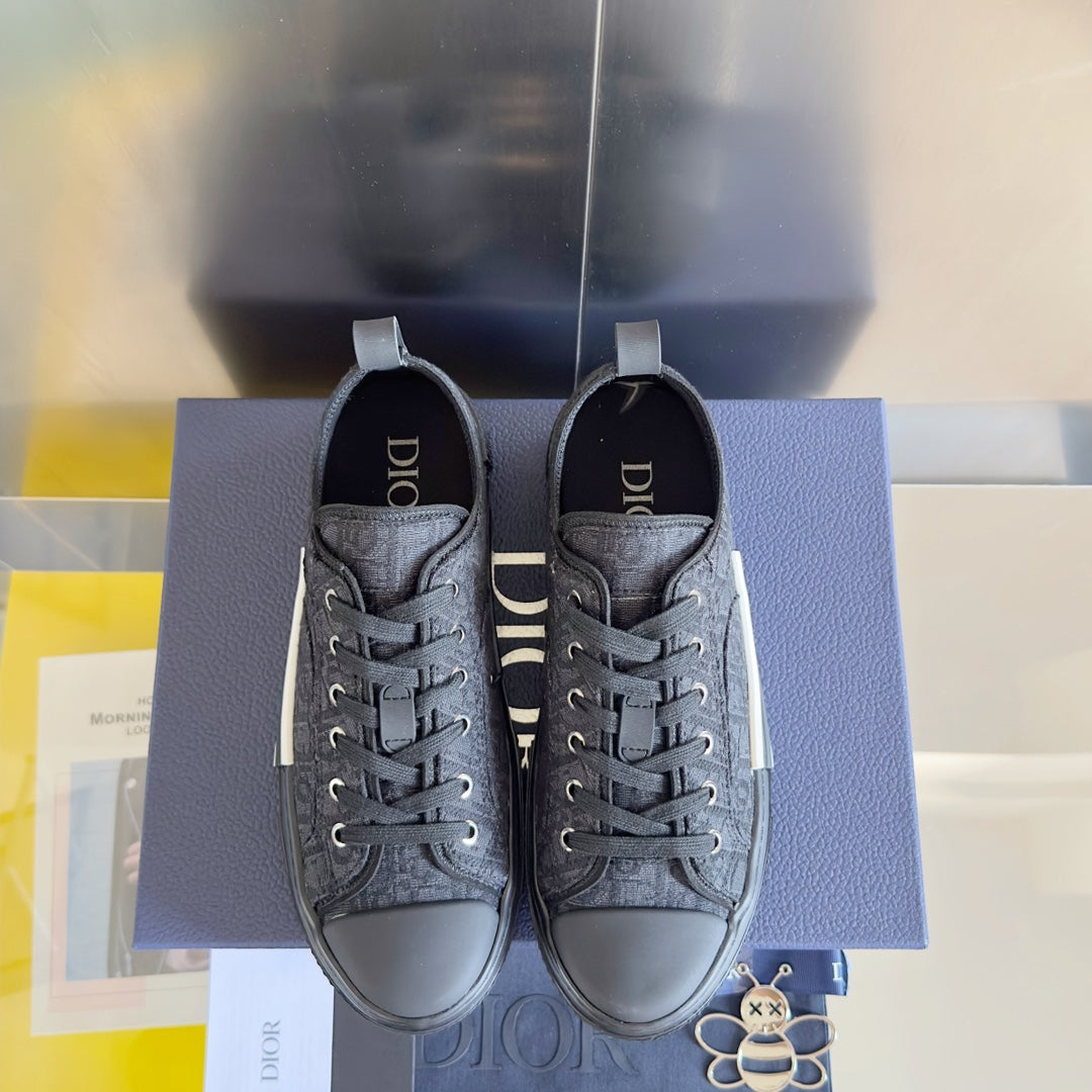 CD B23 Low-Top Sneaker 35mm Black Oblique Jacquard Fabric