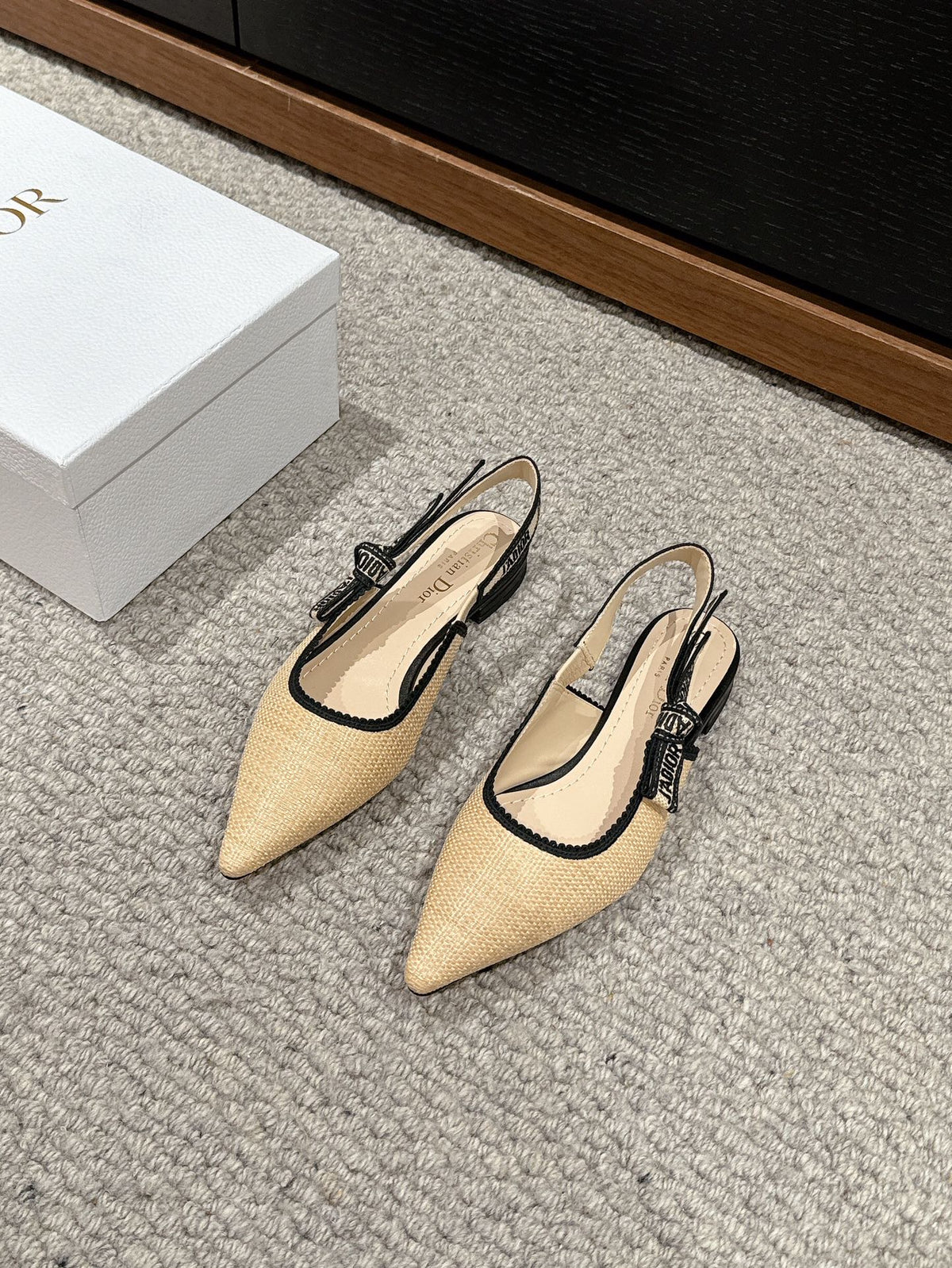 cd slingback flat beige raffia lambskin