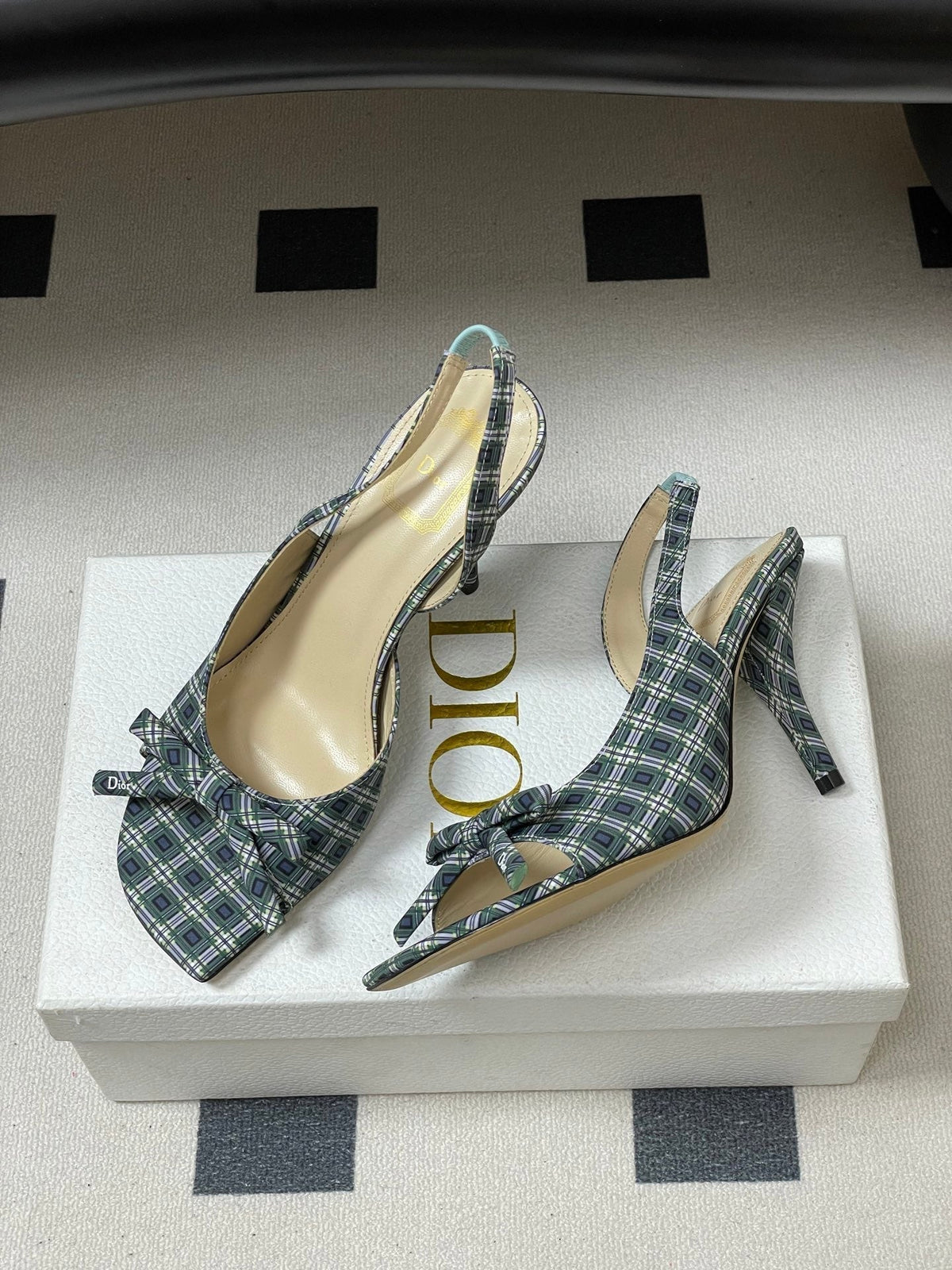 CD 26 Slingback 85 Black Green Blue Leather Silk Fabric 593602