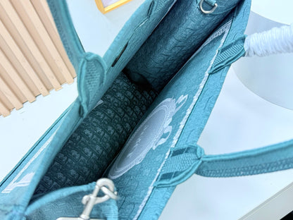 Dior Dioramour Book Tote Teal Green Dior Oblique Embroidery with White Lace
