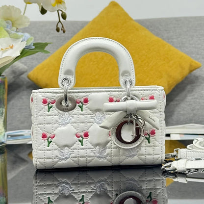 Dior 2026 Lady D-Joy Micro 16cm White Lambskin 158851