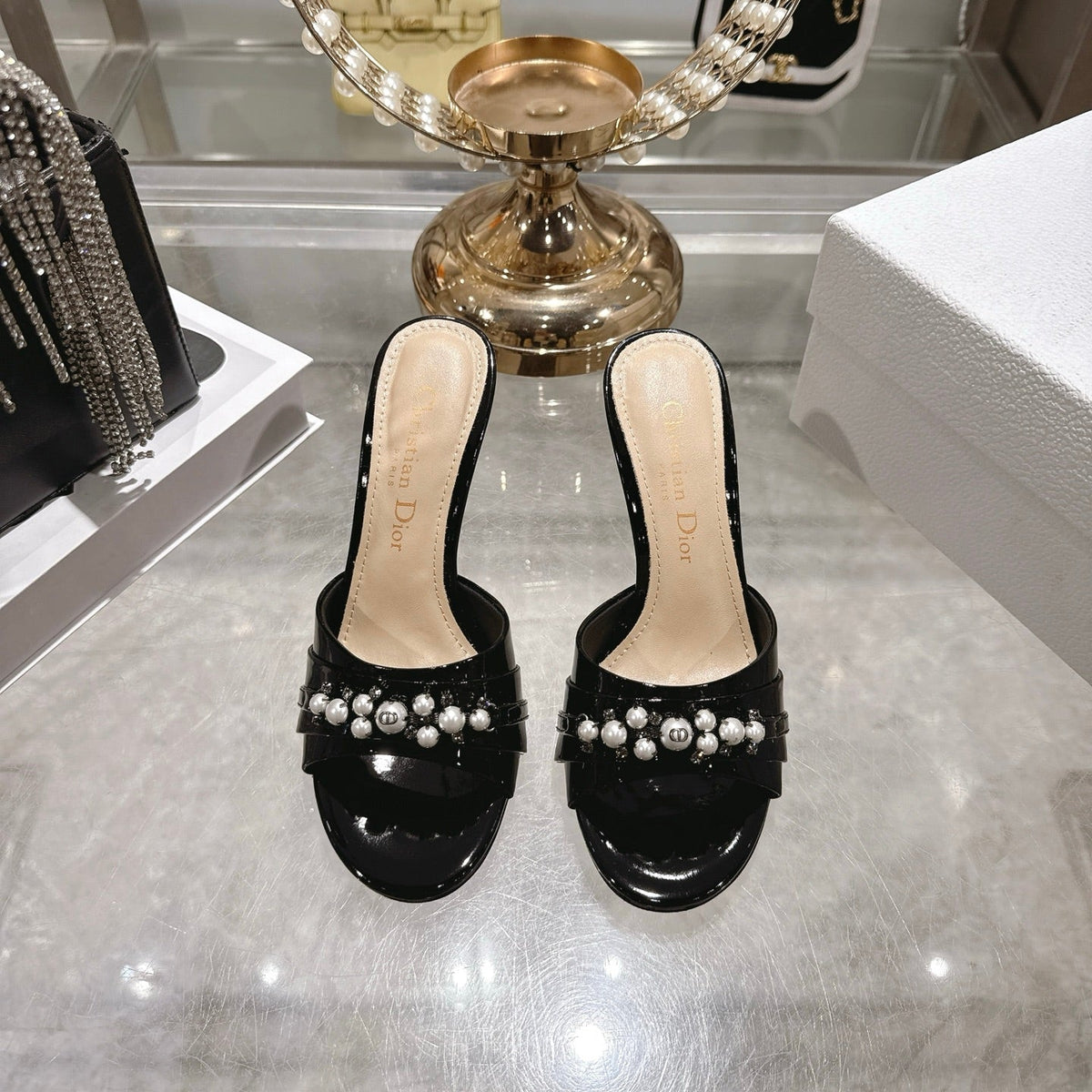 CD 26 High-Heeled Mules 85mm Pearl Black Patent Leather 592251
