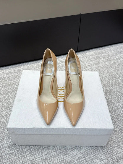 CD 26s High Heels Pump 105 Beige Patent Leather 661480