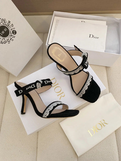CD 26s High Heel Sandal 100 Black Canvas Sheepskin 664176