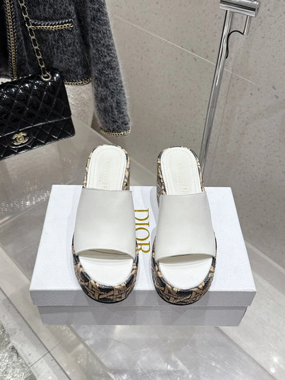CD 26s Platform Sandal 65 White Black Beige Monogram Leather 636354