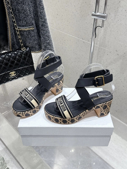 CD 26s Platform Sandal 70 Black Cowhide 636361
