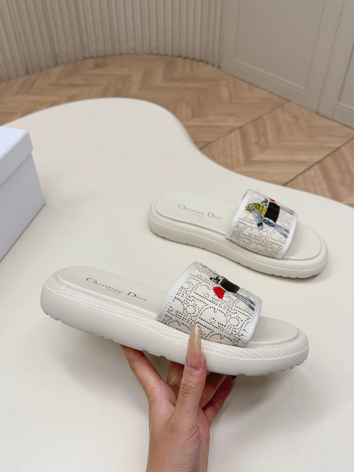 CD 26s Slippers White Canvas Lambskin 643806