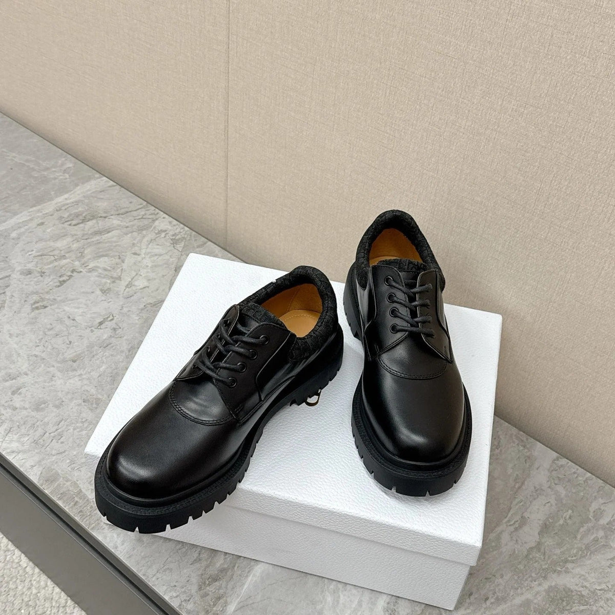 CD 26 Vintage Loafers Black Calfskin 608797