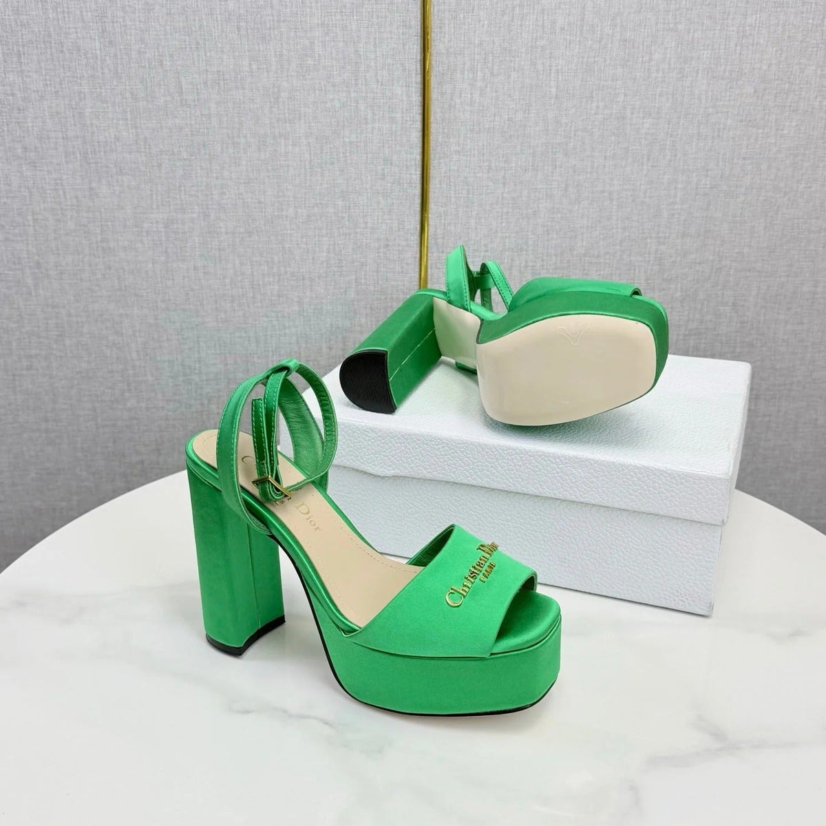 CD 26s Platform Sandals 80 Green Satin Sheepskin 640228