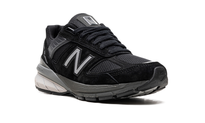 990v5 WMNS "Black / Silver" W990BK5