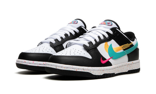 DUNK LO MNS WMNS "Lunar New Year - Multi-Swoosh" FD4623 131